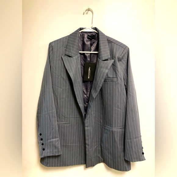 Pretty Little Thing Oversized Dad Blazer size US 4 Color Charcoal Grey pinstripe - Picture 5 of 5
